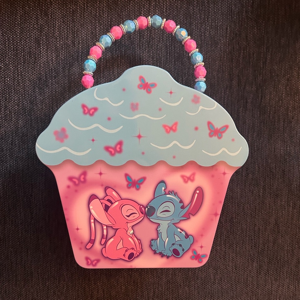 Kids Cupcake Handbag with Beaded Handle - Picture 2 of 4